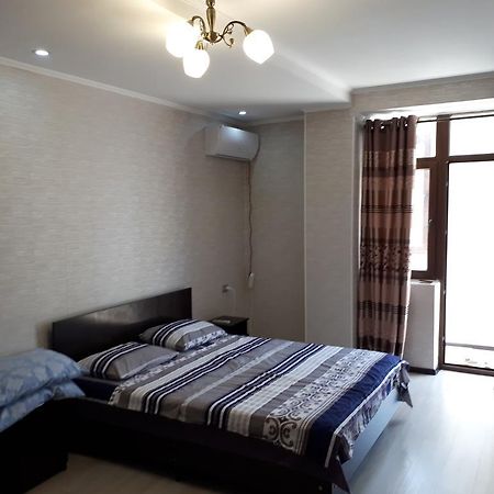 Oscar'S Apartments บิชเคก ภายนอก รูปภาพ