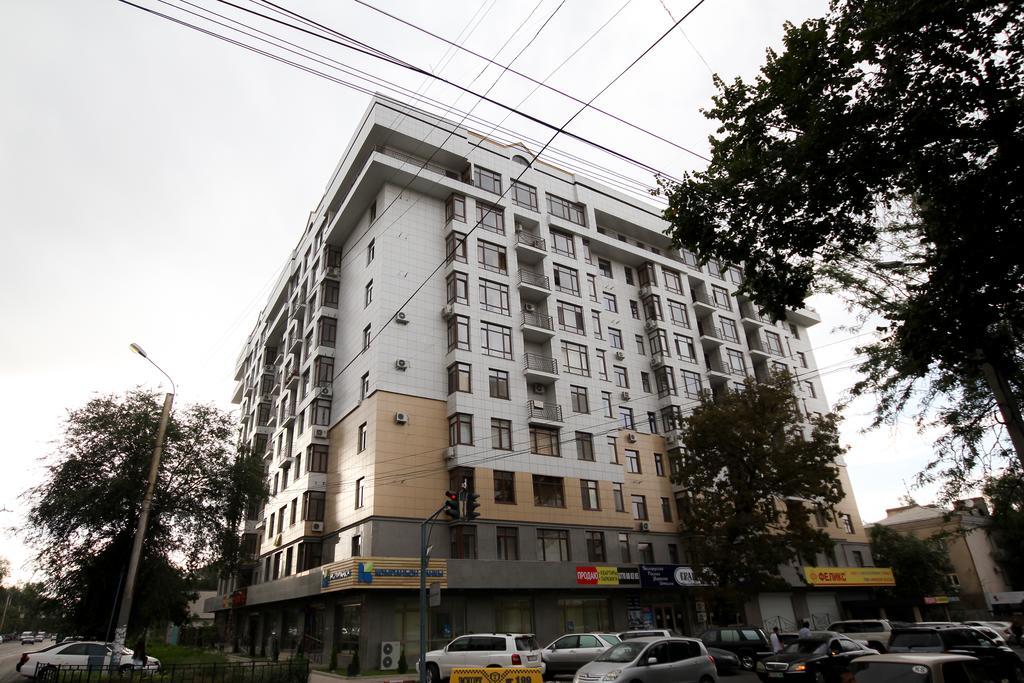 Oscar'S Apartments บิชเคก ภายนอก รูปภาพ