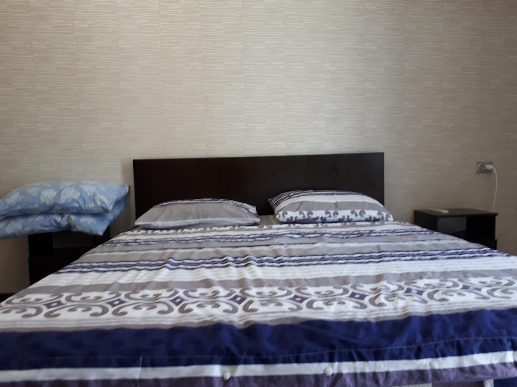 Oscar'S Apartments บิชเคก ภายนอก รูปภาพ